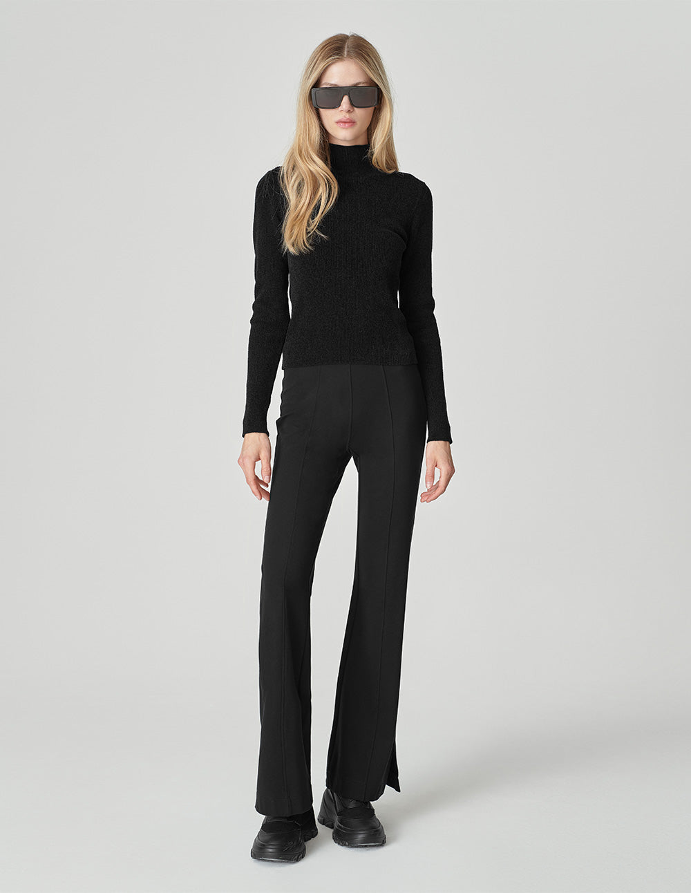 Women's Black Ribbed Knit Jumper