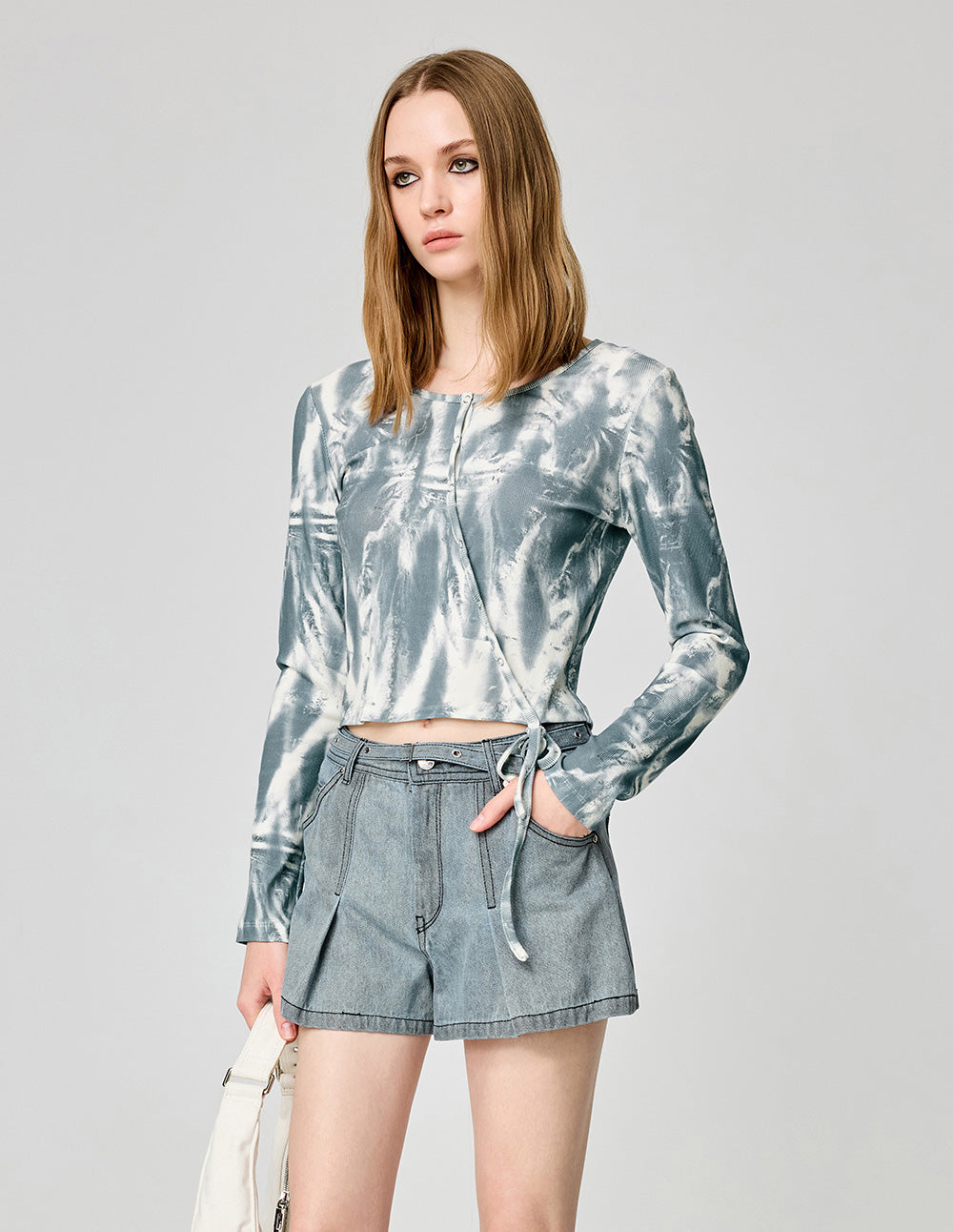 Women's Light Gray And Blue Printed Knitted Top