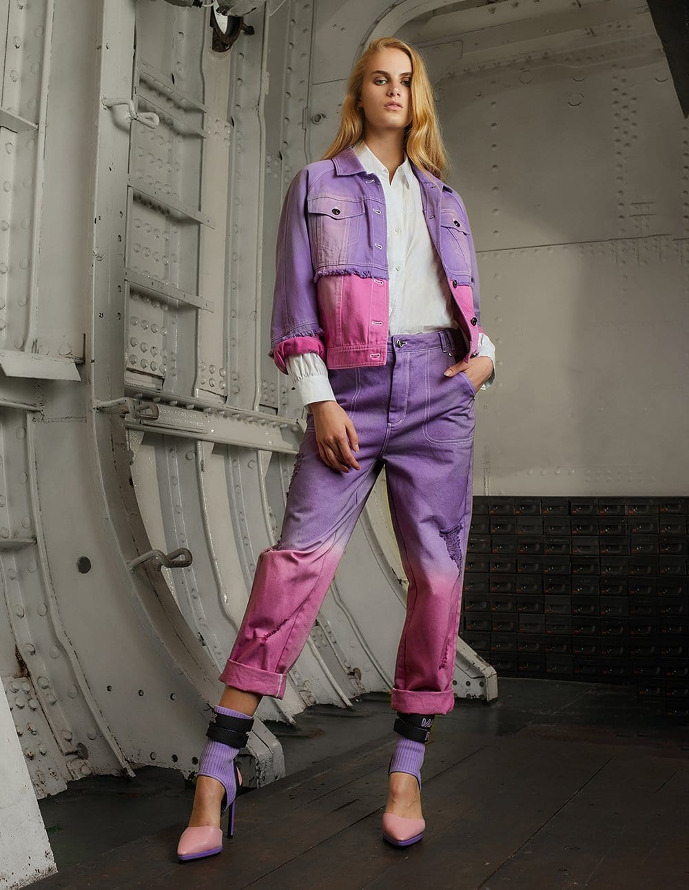 Women Washed Denim Contrast Color Jeans