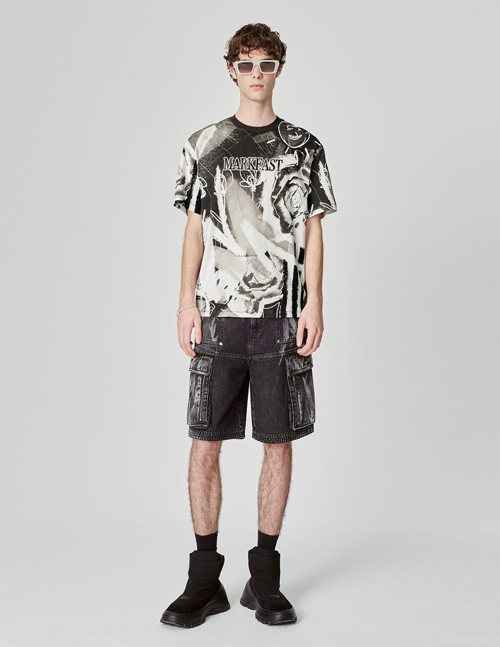 Unisex Rose Positioning Printed Cotton T-Shirt