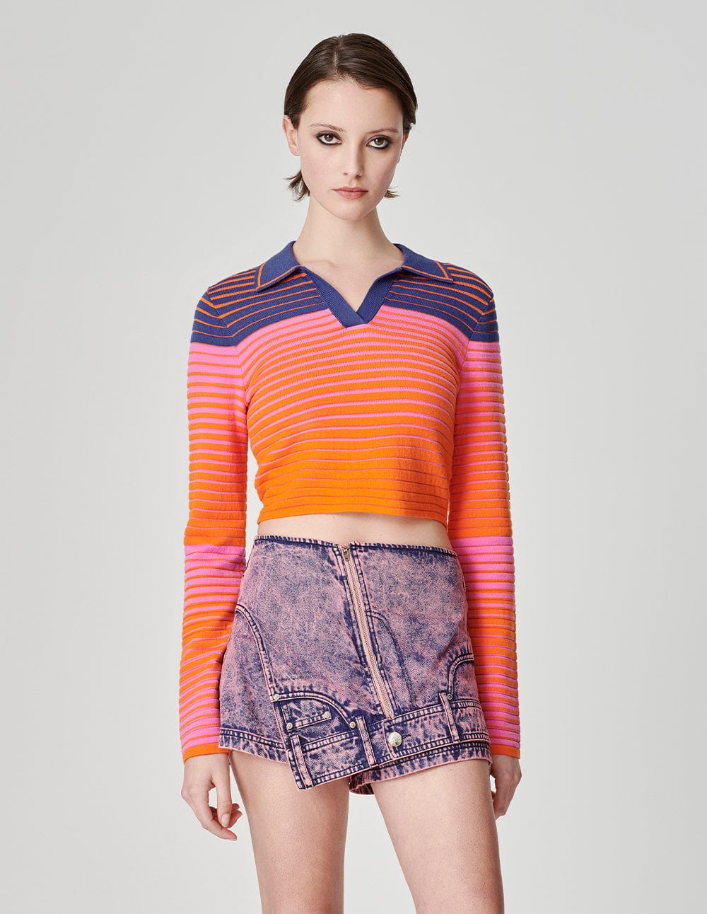 Women's Contrast Colour Small V-Neck Striped Sweater