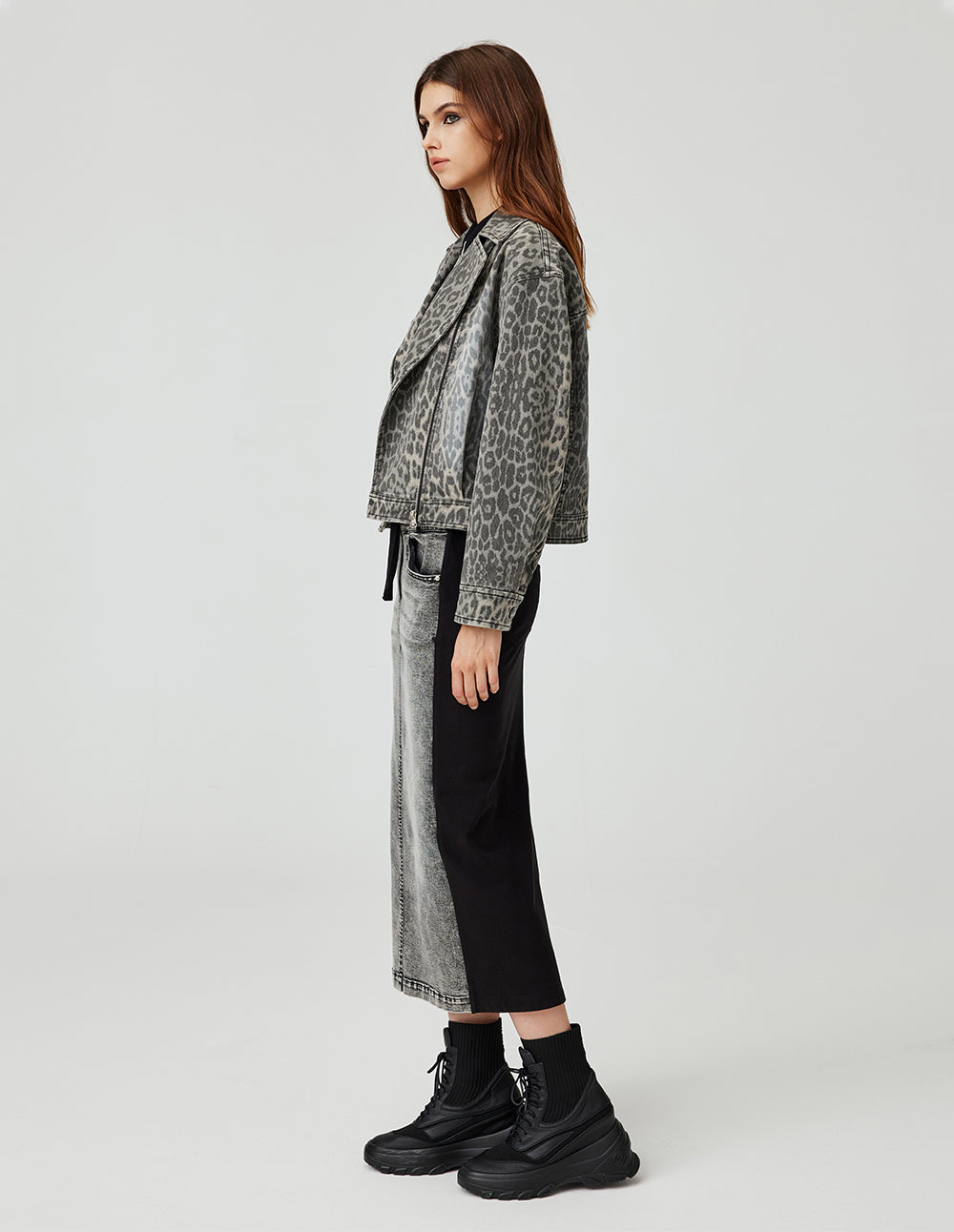 MF neat large lapel slant placket zipper gray leopard print washed denim jacket