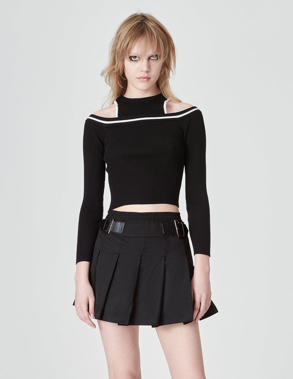 Women's Contrast Off Shoulder Cropped Sweater